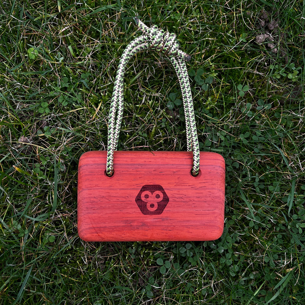 Kevin - The Mini Portable Hangboard - Paduk