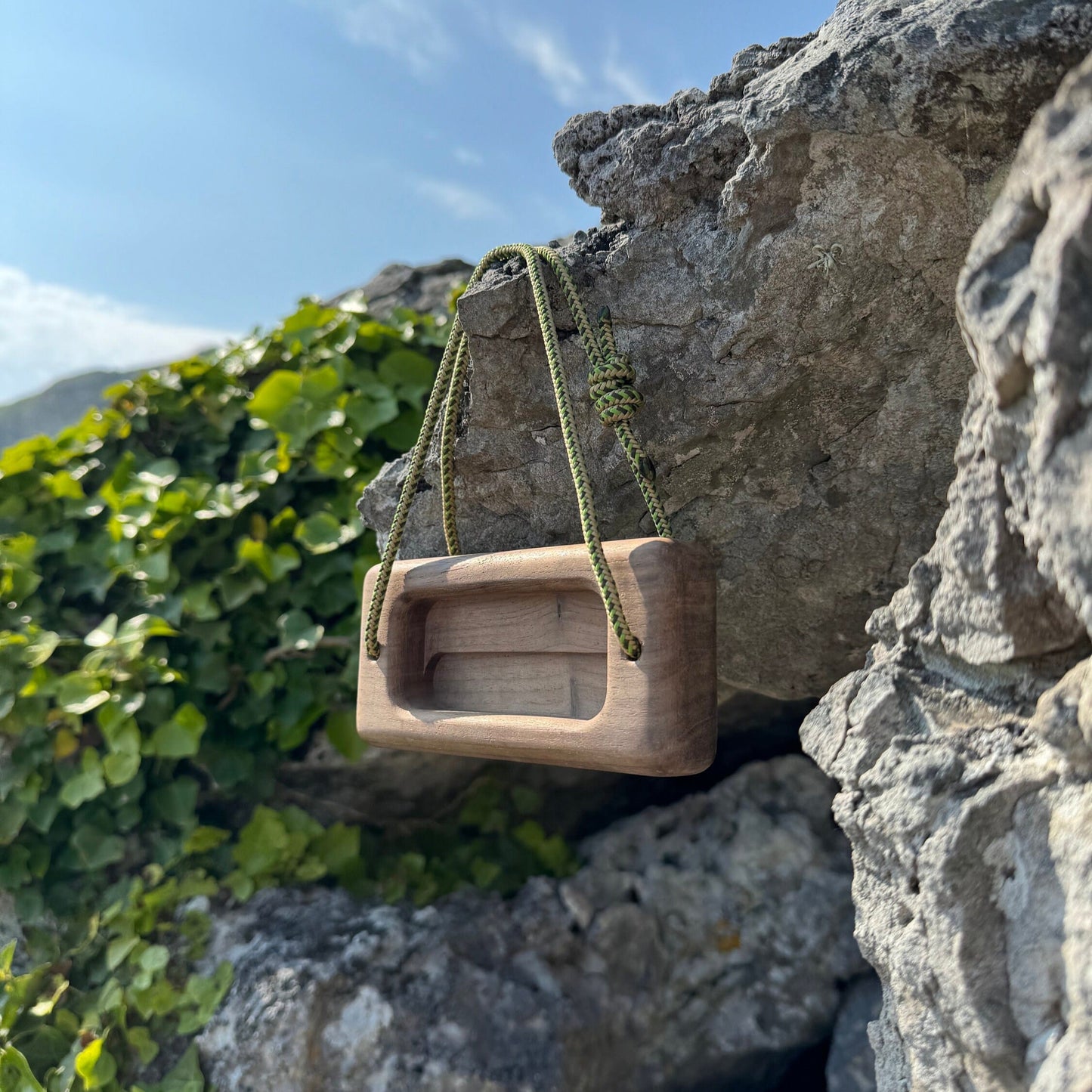 Micro Portable Hangboard - Walnut